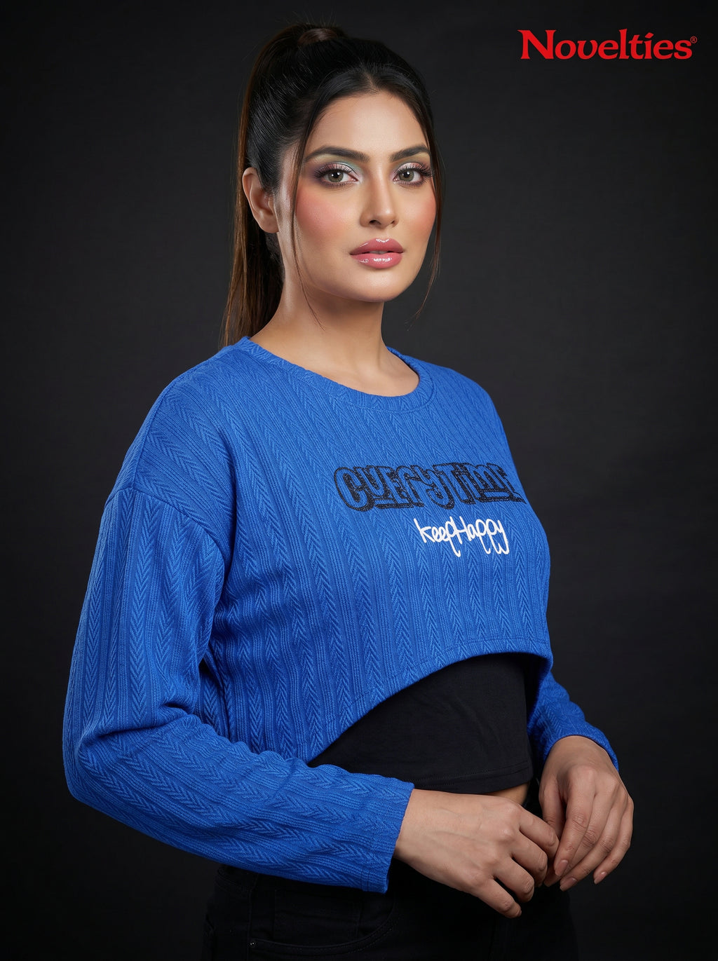 Royal Blue Textured Graphic Crop Sweatshirt