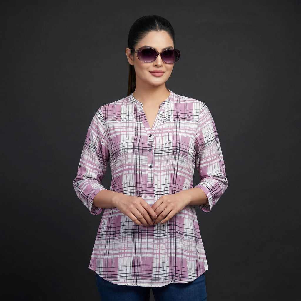 Lavendelfarbenes Chiffontop mit Karos