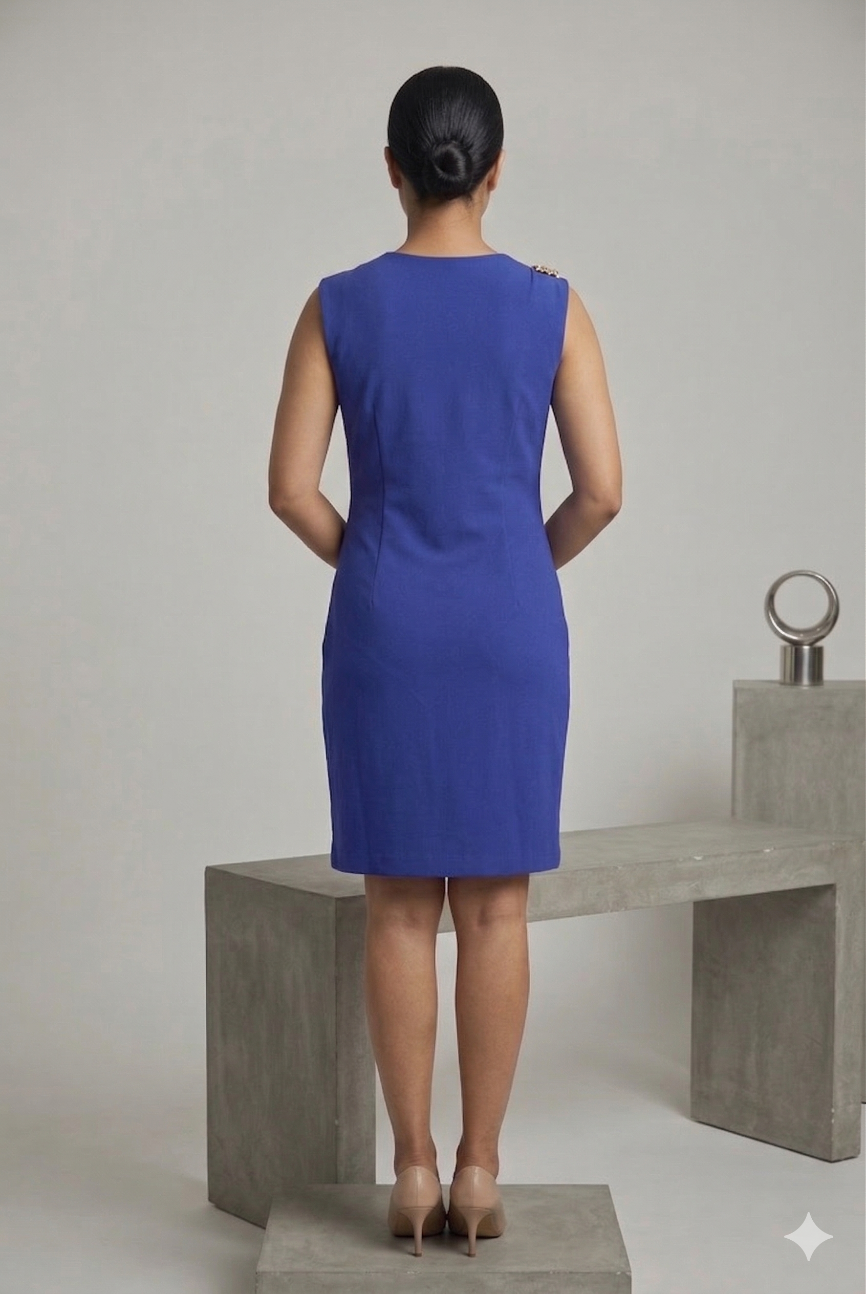 Königsblaues asymmetrisches drapiertes Kleid