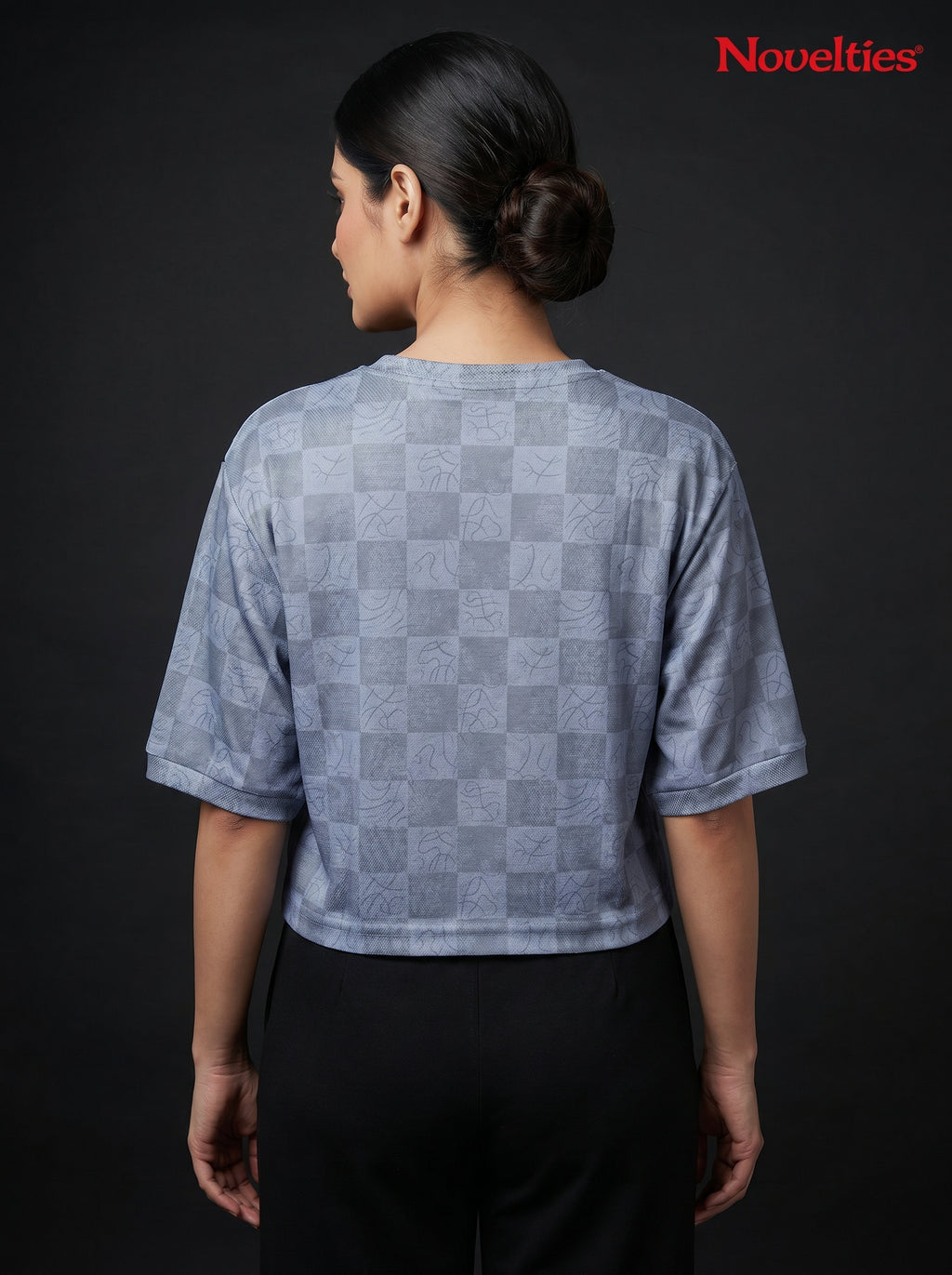 Checkered Jacquard Botanical Graphic Crop Tee